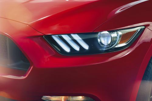 Ford Mustang (2015) - picture 8 of 15