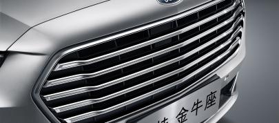 Ford Taurus (2015) - picture 4 of 4