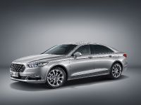 Ford Taurus (2015) - picture 1 of 4