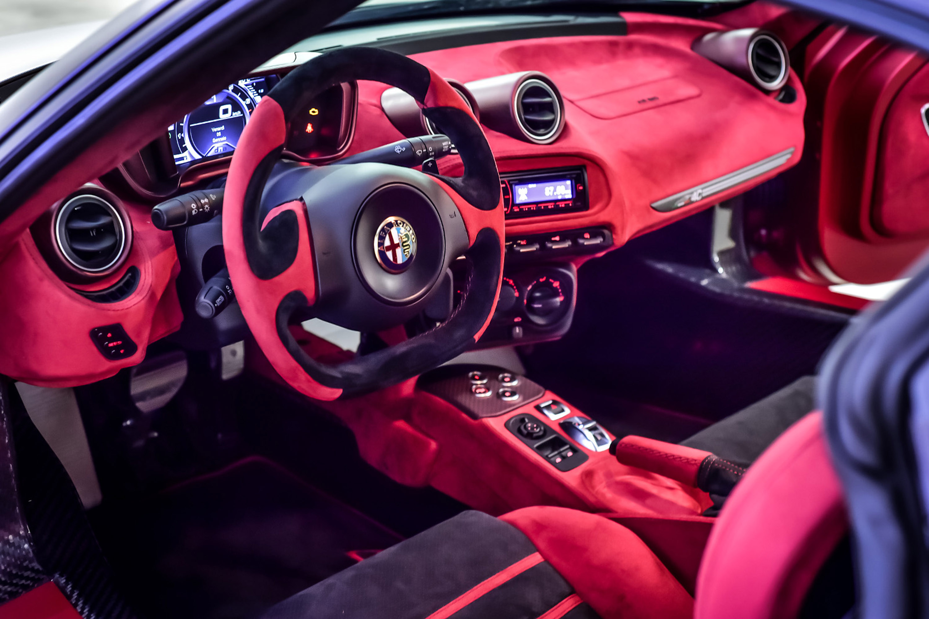 Alfa romeo deals 4c interior upgrade