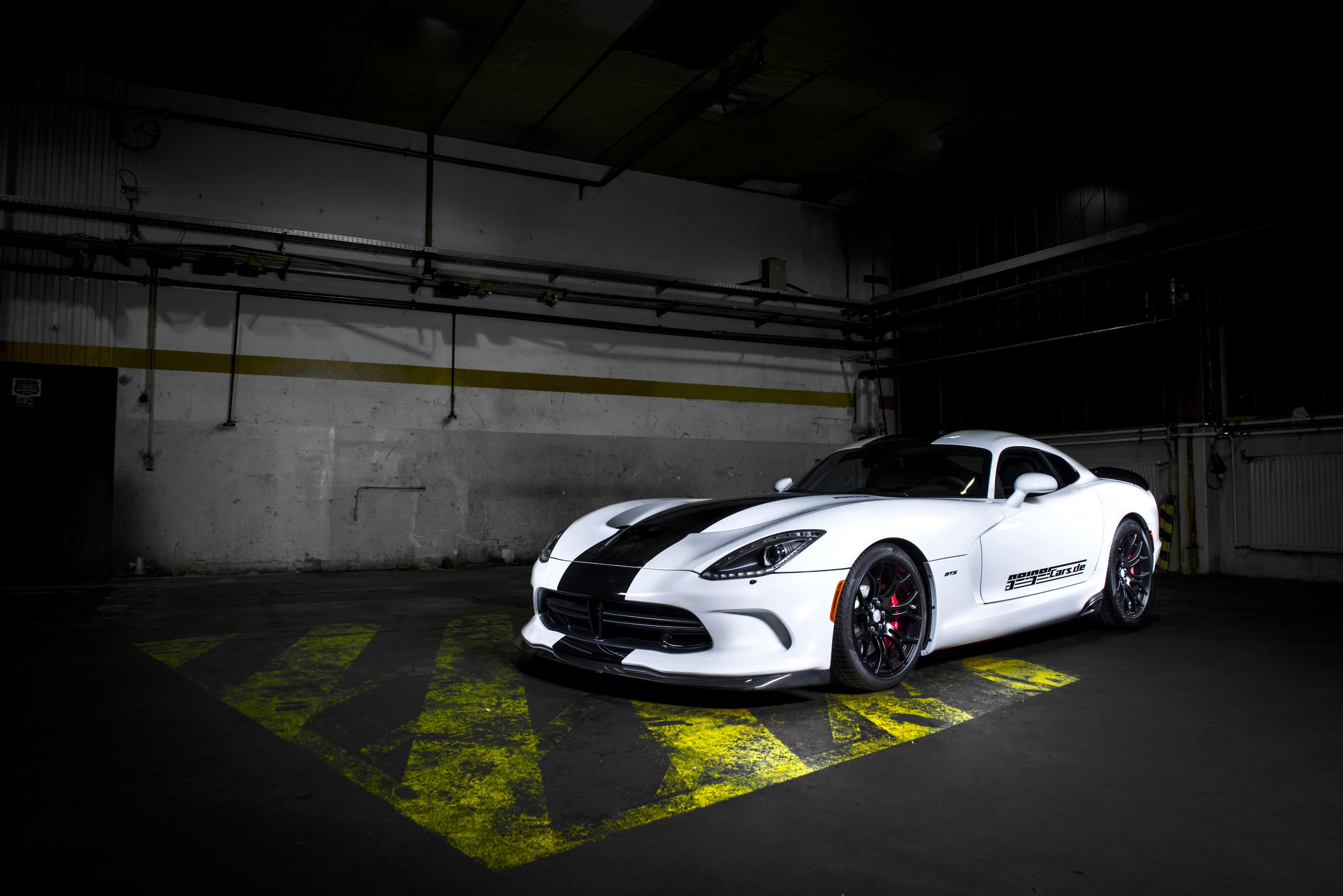 GeigerCars.de Dodge Viper GTS R710