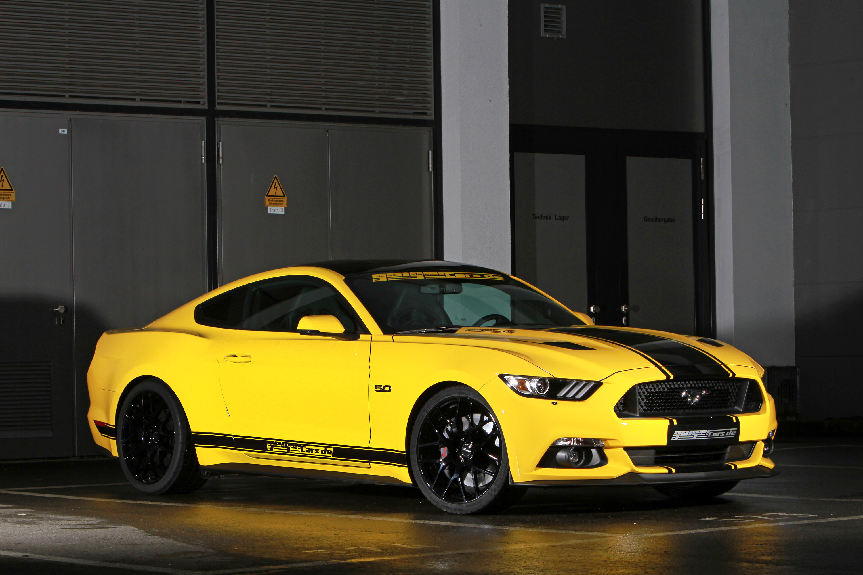 GeigerCars.de Show-off with Custom Ford Mustang Fastback GT Premium