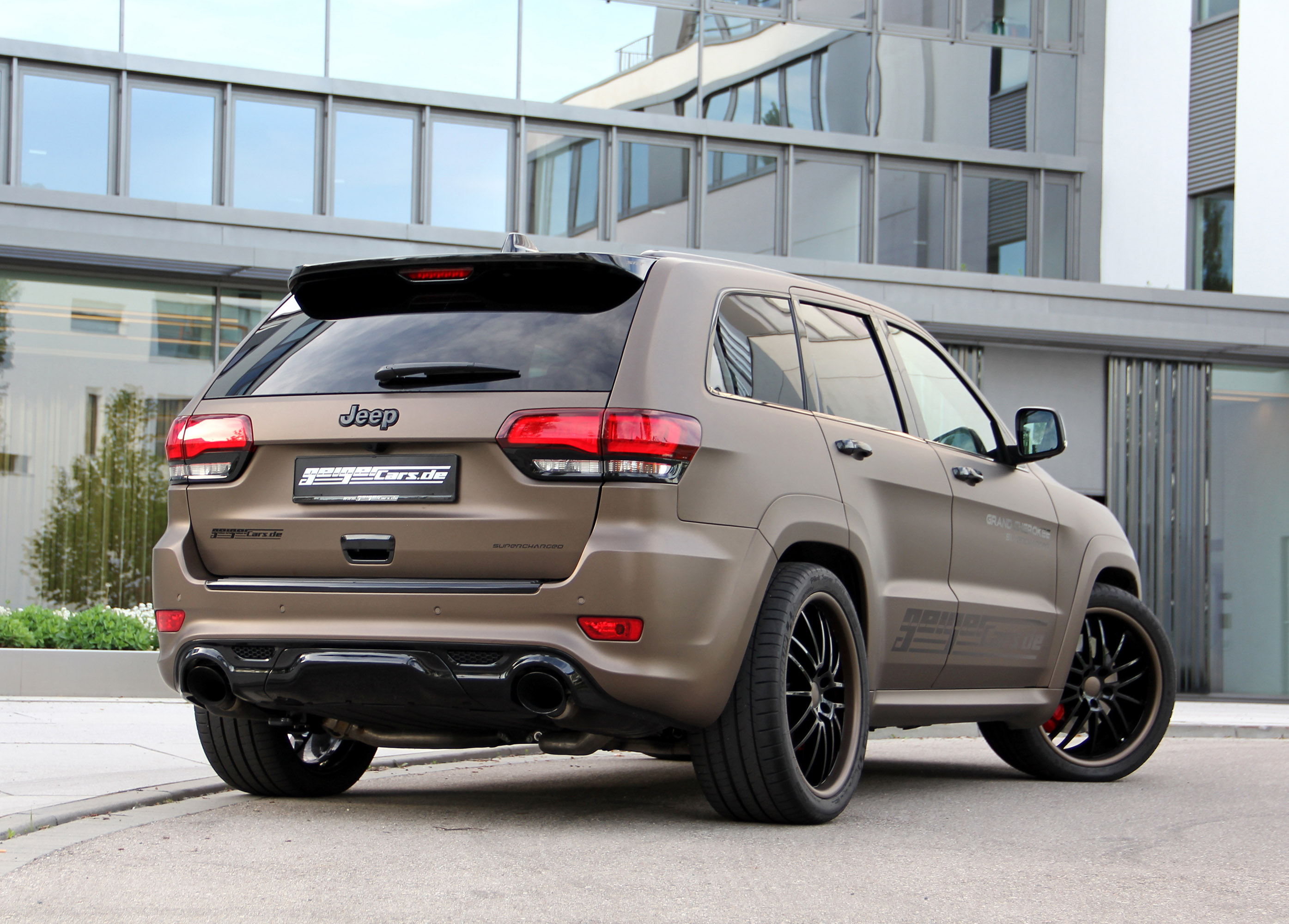 GeigerCars Jeep Grand Cherokee SRT