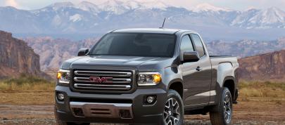 GMC Canyon (2015) - picture 12 of 22
