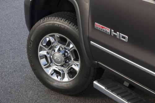 GMC Sierra HD All Terrain (2015) - picture 8 of 10