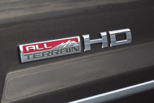 GMC Sierra HD All Terrain (2015) - picture 9 of 10