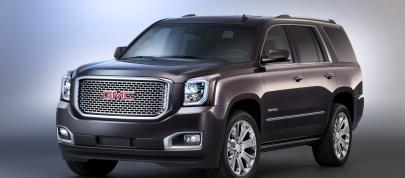 GMC Yukon Denali (2015) - picture 4 of 16
