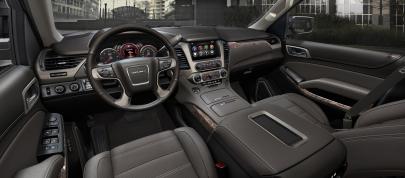 GMC Yukon Denali (2015) - picture 15 of 16