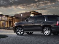 GMC Yukon Denali (2015) - picture 13 of 16