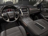 GMC Yukon Denali (2015)