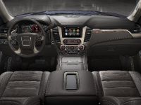 GMC Yukon Denali (2015)