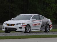 Honda Accord Safety Car (2015) - picture 1 of 2
