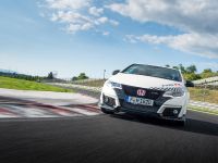 2015 Honda Civic Type R at famous race tracks , 3 of 19