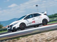 2015 Honda Civic Type R at famous race tracks (2016)