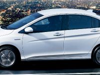 Honda Grace Hybrid (2015) - picture 10 of 29