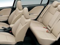 Honda Grace Hybrid (2015) - picture 22 of 29