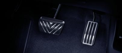 Honda Jade RS (2015) - picture 15 of 20