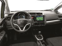 Honda Jazz (2015) - picture 8 of 14