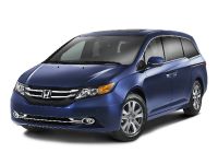 Honda Odyssey (2015) - picture 1 of 2