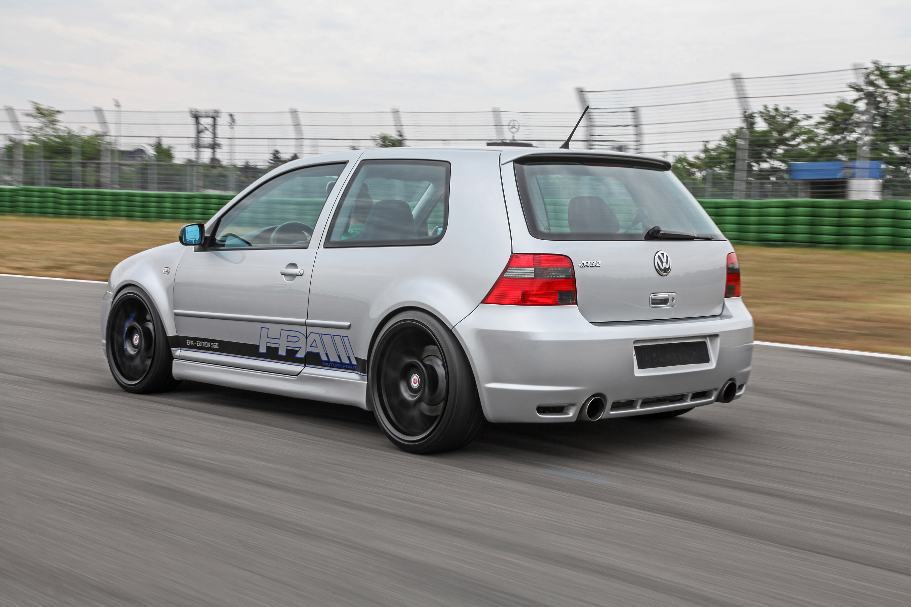 HPerformance Volkswagen Golf R32