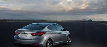 Hyundai Elantra Sedan (2015) - picture 12 of 50