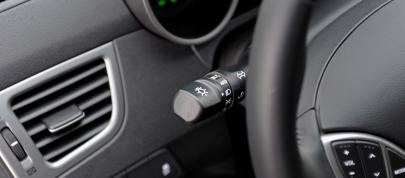 Hyundai Elantra Sedan (2015) - picture 28 of 50