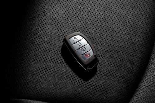 Hyundai Elantra Sedan (2015) - picture 33 of 50