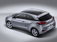 Hyundai i20 Coupe (2015) - picture 5 of 7