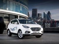 Hyundai ix35 Fuel Cell (2015) - picture 1 of 3