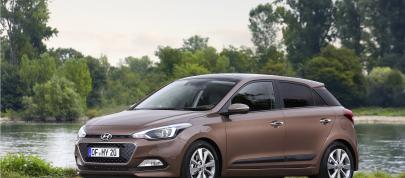 Hyundai New Generation i20 (2015) - picture 4 of 20