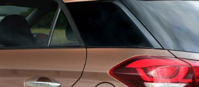 Hyundai New Generation i20 (2015) - picture 12 of 20