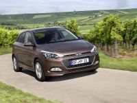 Hyundai New Generation i20 (2015) - picture 7 of 20