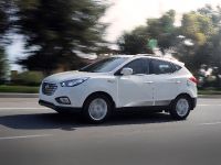 Hyundai Tucson Fuel Cell (2015) - picture 2 of 3