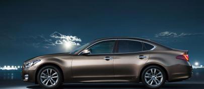 Infiniti Fuga (2015) - picture 4 of 15
