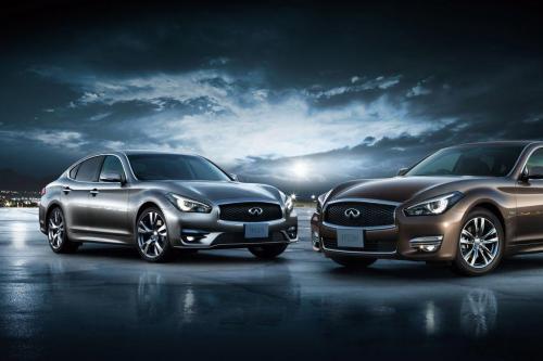 Infiniti Fuga (2015) - picture 1 of 15