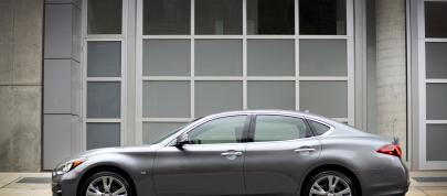 Infiniti Q70 (2015) - picture 4 of 7