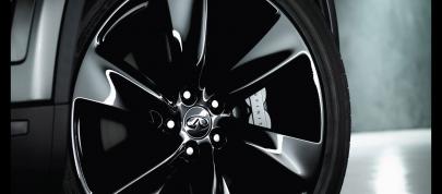 Infiniti QX70S Design (2015) - picture 4 of 5