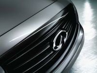 Infiniti QX70S Design (2015) - picture 2 of 5