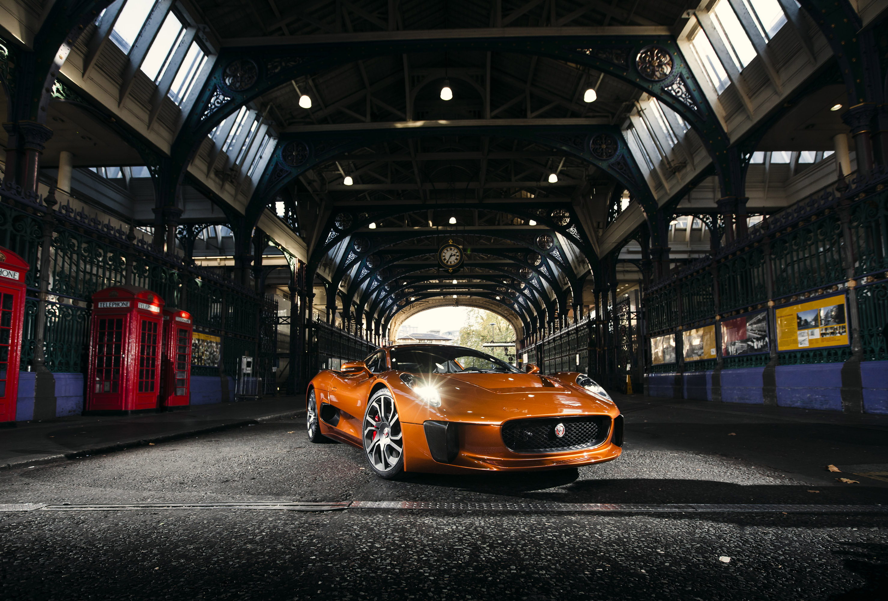 Jaguar C-X75 SPECTRE