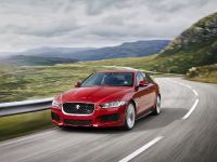 Jaguar XE (2015) - picture 3 of 4