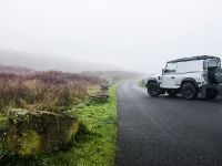 Kahn Land Rover Defender Hard Top Chelsea Wide Track (2015) - picture 3 of 6