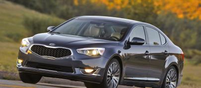 Kia Cadenza (2015) - picture 7 of 9
