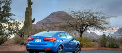 Kia Forte (2015) - picture 15 of 28