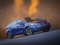 Kia Forte (2015) - picture 4 of 28