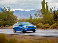 Kia Forte (2015) - picture 6 of 28