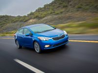 Kia Forte (2015) - picture 7 of 28