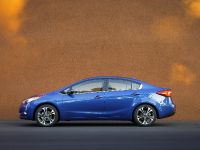 Kia Forte (2015) - picture 10 of 28
