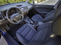 Kia Forte (2015) - picture 22 of 28