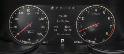 Kia K900 (2015) - picture 15 of 16