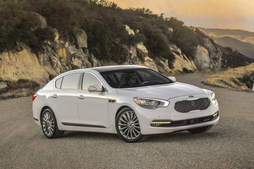 Kia K900 (2015) - picture 1 of 16